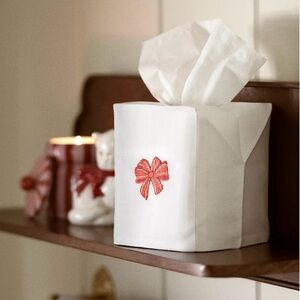 Anthropologie Embroidered Tissue Cover Red Bow Square Tissue Box Style NWT